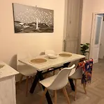 Rosa Life House