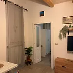 Rosa Life House