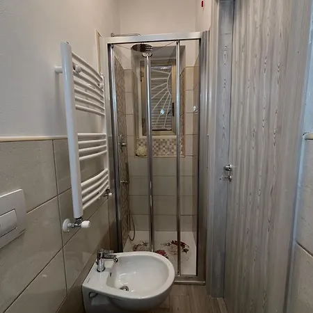 Rosa Life House * Gasponi