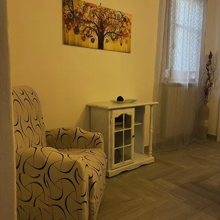 Rosa Life House