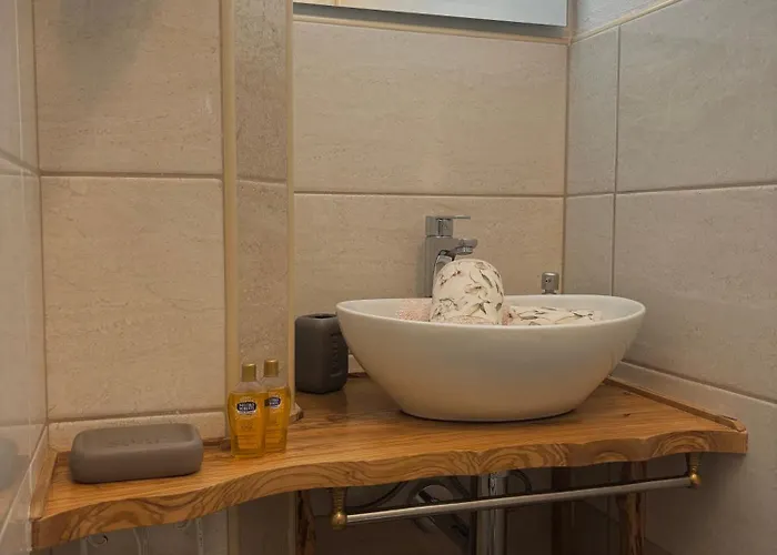 Rosa Life House Gasponi